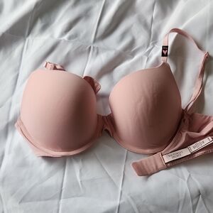 Victoria's Secret Pink T-Shirt Bra 36B New